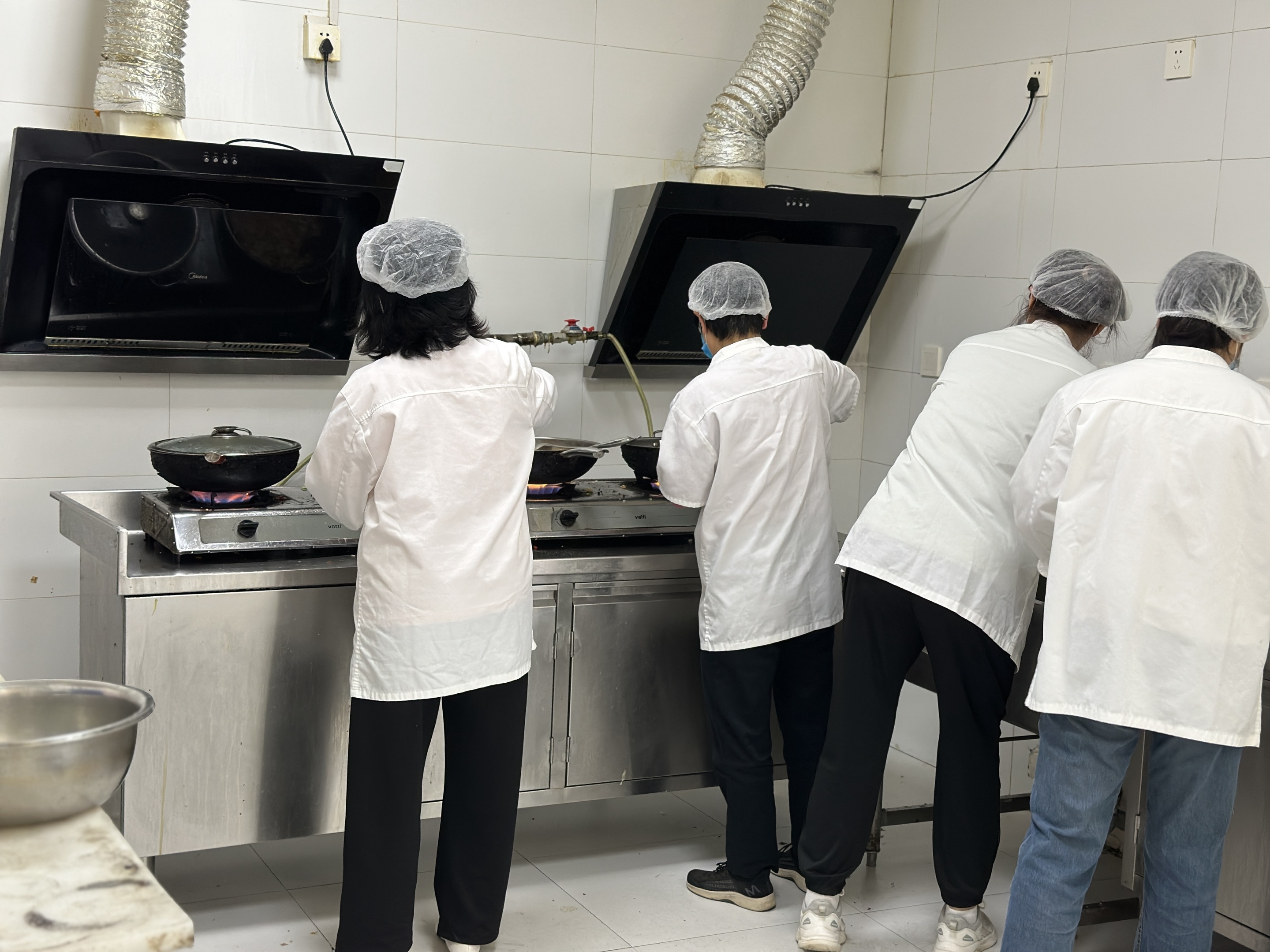 “爱心厨房”支出台账